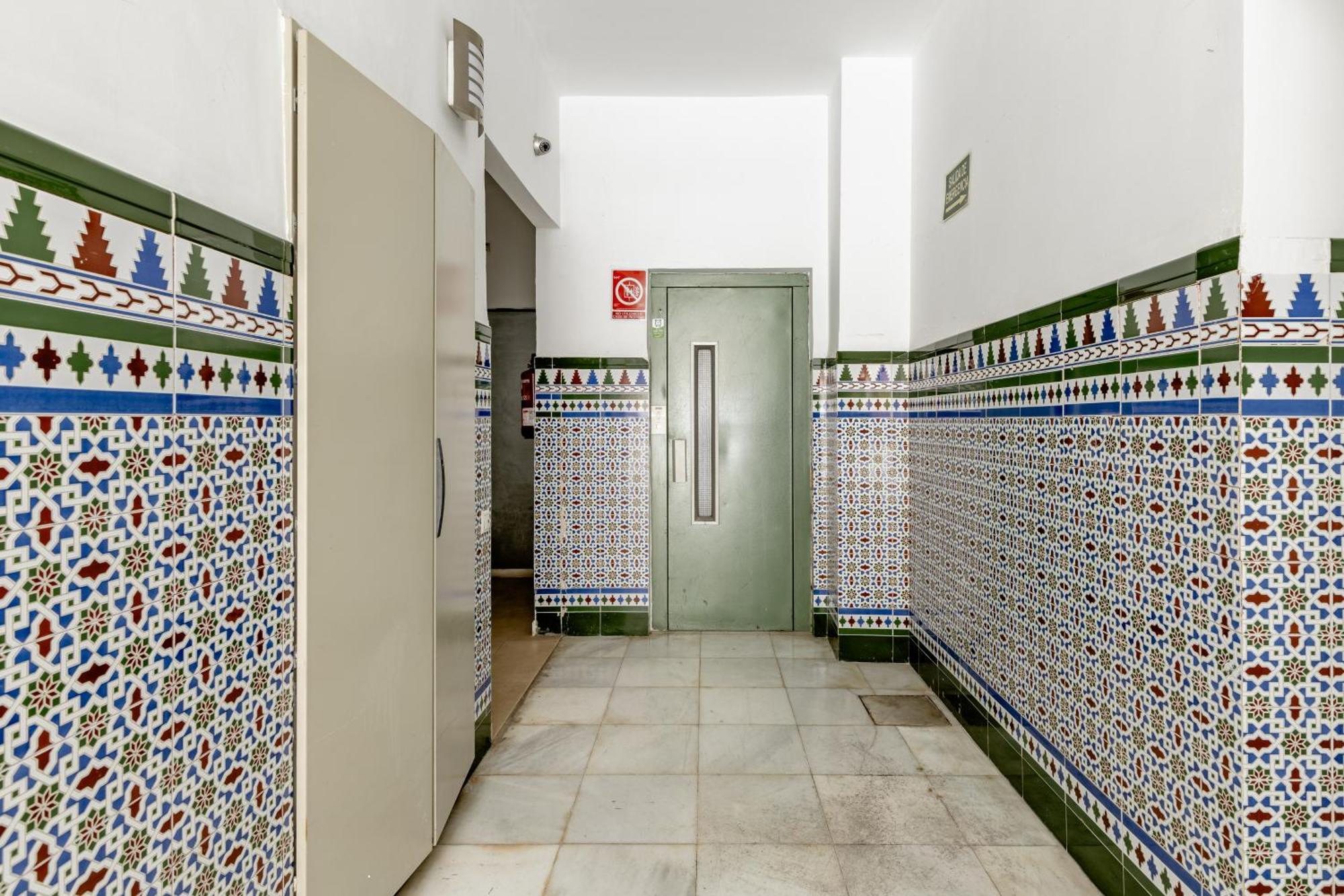 Atarazanas Suite, Atico Con Terraza Málaga Exterior foto
